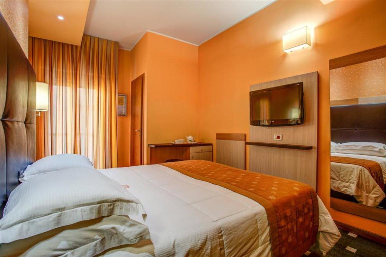 Hotel Genty Rimini Exterior foto
