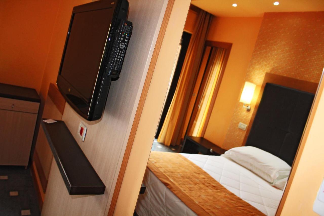 Hotel Genty Rimini Quarto foto